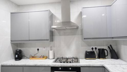 Modern House - 3 Bedrooms - 1 Bath - ManCity - Foto 4