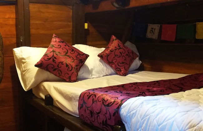 Komodo Pirate Boat - Phinisi Liveaboard - Foto 16