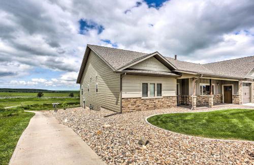 Luxe Spearfish Hideaway Golf, Hike, Explore! - Foto 26