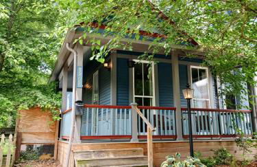 Huge 2 Bedroom House in the Heart of Northside! - Foto 29