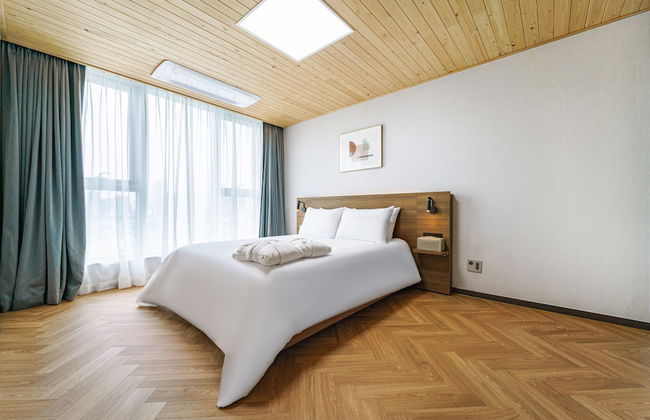 Le collective Busan station - Foto 19