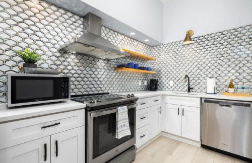 Luka Abodes II - Photo 33