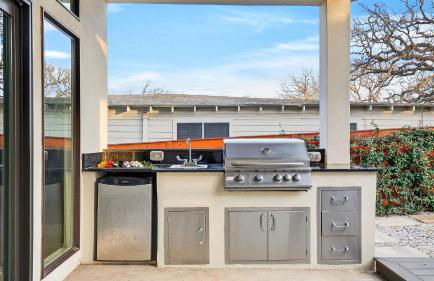 Delores House by AvantStay Movie Theater Outdoor Kitchen Modern East Austin Home near Downtown Breweries Live Music - Foto 42