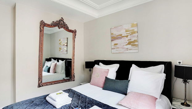 Authentic Apartment - 1br/4p - Near the Louvre - Foto 3, Habitación