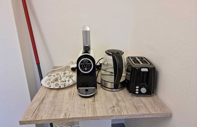 Entire Flat Close to Airport, Train, Center for 7 - Foto 13