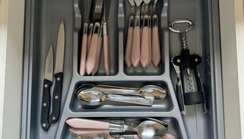 APTO 2 quatos 2 ar-condicionados e bem localizado - Foto 2