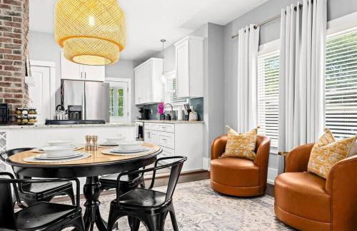 Fresh, Contemporary 2BR Home in Downtown Royal Oak - Photo 22