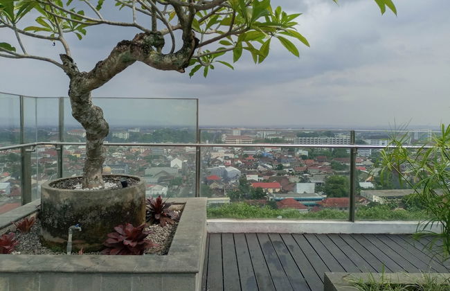 Comfortable And Homey 1Br At Uttara The Icon Apartment - Photo 12