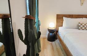 Cozy 1BR Tiny Home near Downtown and NB Rivers - Photo 15