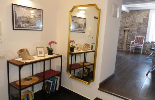 The column of Campo de' Fiori - Foto 13