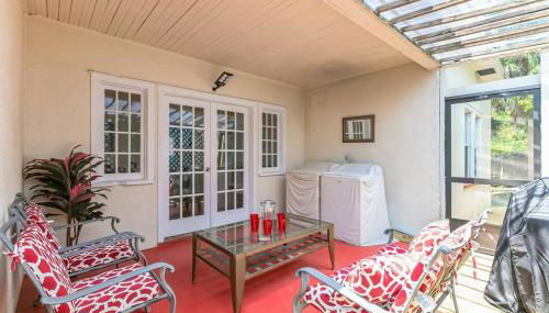 Beautiful Home Steps from the beach + Side Porch - Foto 2, sunbed