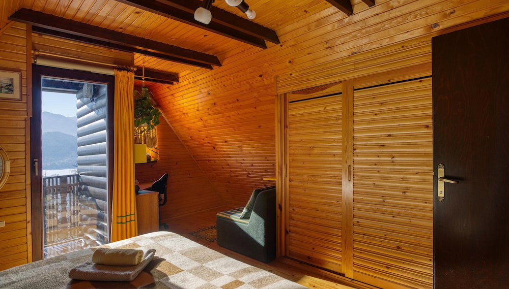 Forest Retreat Bonidesa - Terrace & Jacuzzi - Foto 1, Habitación