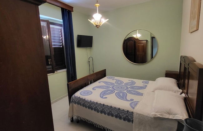 Amodio Apartments - Photo 7