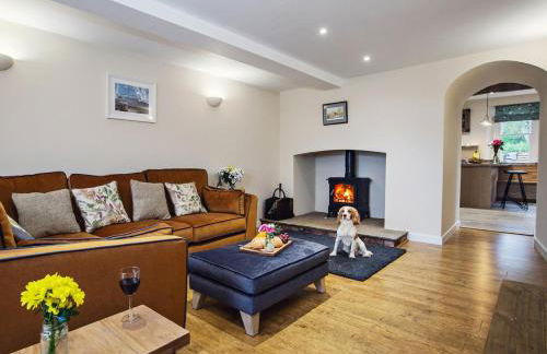 4 Bed in Worcester oc-75601 - Photo 2