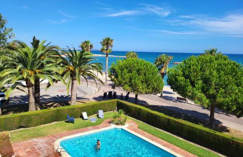 Cambrils primera linea de playa Urbanizacion La Dorada - Photo 1