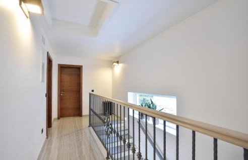 Beautiful Home In Omis With Sauna - Photo 37