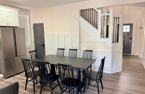 Brand New 4BR Near Downtown and Lucas Oil Stadium - Photo 56