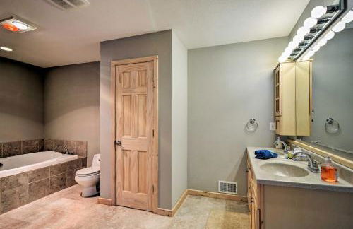 2 Mi to Schuss Mtn! Northern Retreat with Game Room - Foto 20