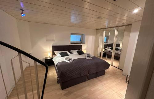 schön wohnen ! Netflix Nespresso Küche Parkplatz Garten - Foto 16