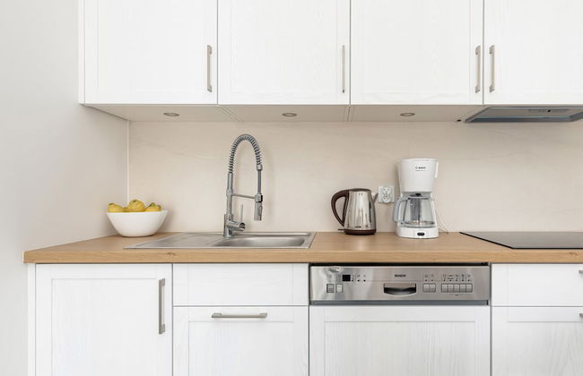 Pet-friendly Spadochroniarzy by Renters - Photo 52