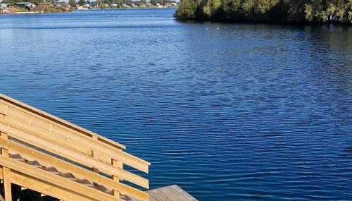 Rolo's Lakeside Lodge With Hot Tub & Hi-Speed Wifi - Foto 5