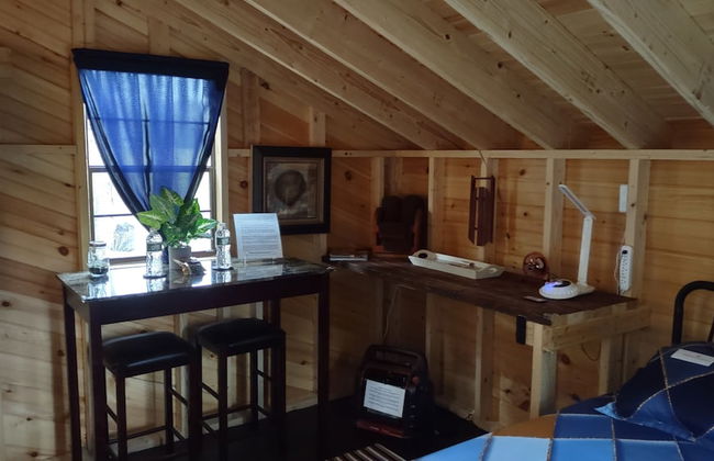 Schlafmans Hollow Solar Cabins - Photo 4