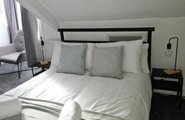 Rectory5 - 5 bedroom 7 beds Parking Perfect for Contractors - Foto 15