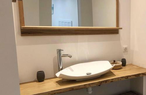 VILLA CARAMONTINU SERENA à Pinarello, proche plage, vue mer, piscine chauffée - Foto 18