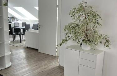 Ferienwohnung Jeannette ideal für Geschäftsreisende, WLAN und Rechnung möglich - Foto 3