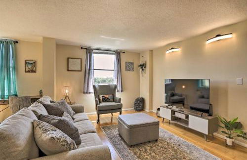 Convenient Clearwater Condo Less Than 4 Mi to Beach! - Foto 1