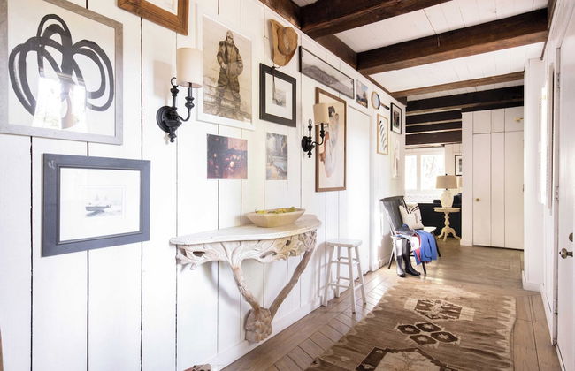 Everett by Avantstay 5mins to Palisades Tahoe! w/ HOT TUB - Photo 17