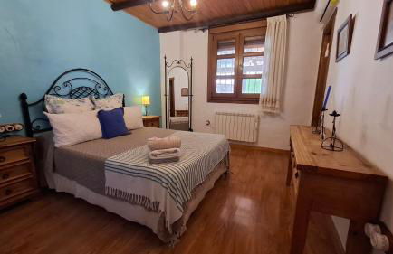 Encantadora casa con piscina privada y chimenea - Foto 34