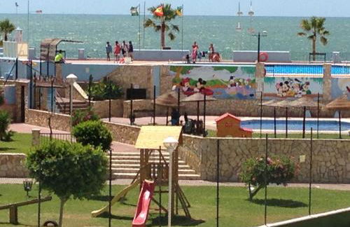 Piso frente la playa de Valdelagrana - Foto 1