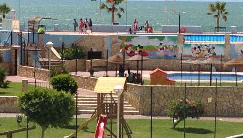 Piso frente la playa de Valdelagrana - Foto 1