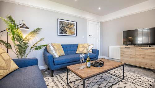 luxury 2 bed apartment, sea view, near the beach. - Foto 2