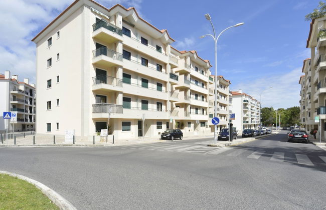 Gorgeous Beach Flat - Photo 19