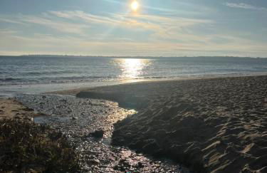 Perle des Sables Blancs, appartement entier à 100m de la plage avec parking privé - Photo 25