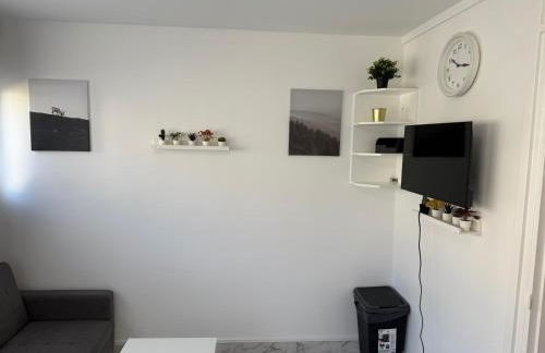 Carnot - VILLIERS LE BEL proche Aéroport ROISSY CHARLES DE GAULLES & PARIS - Foto 13