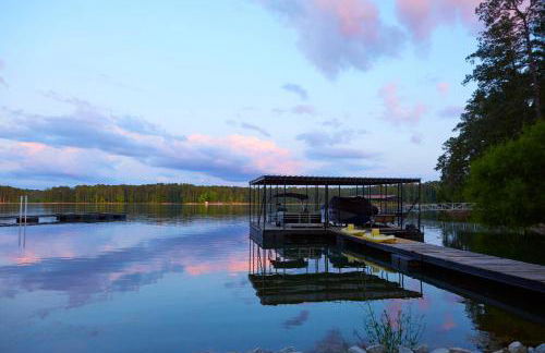 Lake front home, pet friendly, kayaks provided - Foto 12