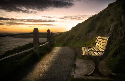 Gower Vista 3 bed in Mumbles with free parking & sea views - Foto 2