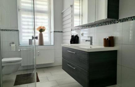 Cream & Cozy Apartment - Photo 4