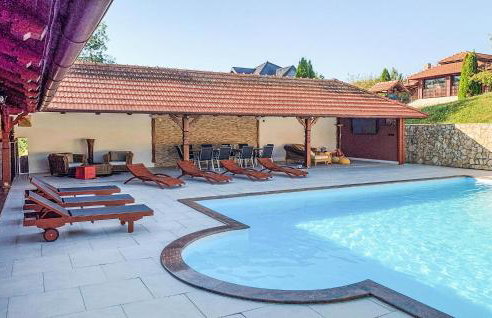 Lovely Home In Gornja Kovacica - Foto 1