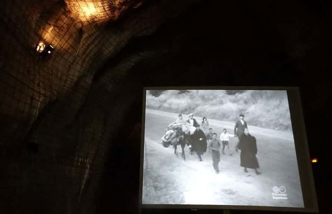 Entrada al Museo-Refugio de la Guerra Civil - Foto 5