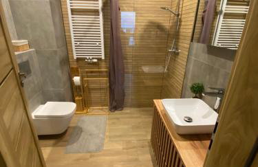 Nowy Apartament 5 Osob dobra lokalizacja 1 min z S6 300 m ul Franciszkanska - Photo 4