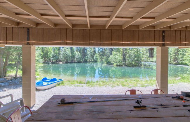 Fishing Cabin in the Woods - Photo 14