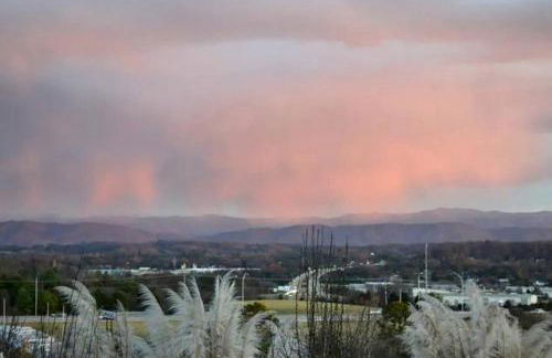 Romantic Suite Rental with Terrace and Chimenea near Gatlinburg, Tennessee - Foto 19