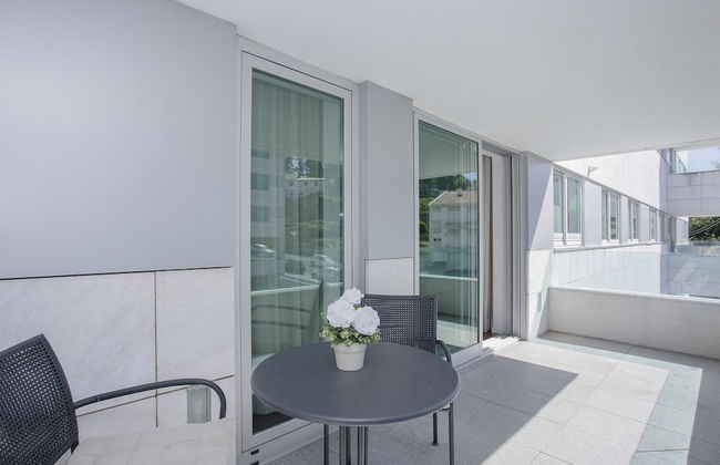 Liiiving in Porto - Balcony Dragão View - Foto 1