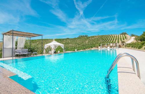 Enticing Apartment in Ascoli Piceno with Swimming Pool - Foto 1