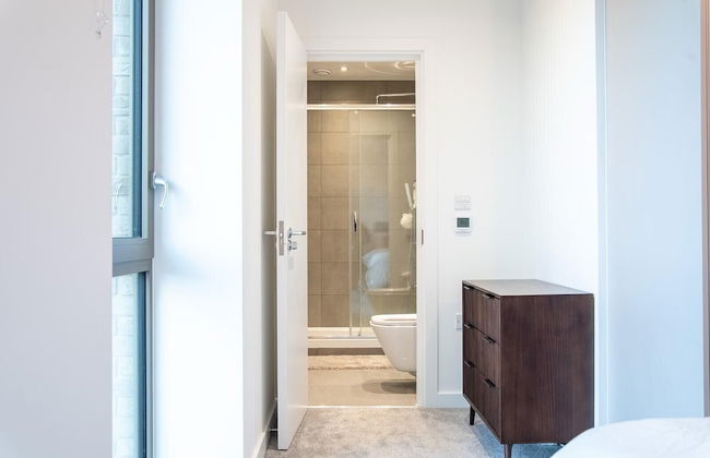 4 Guests - Close Airport - 25min Central London - Foto 7