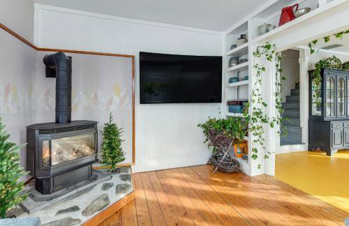 Green Mountain Views! Lowell Getaway Near Skiing - Foto 7